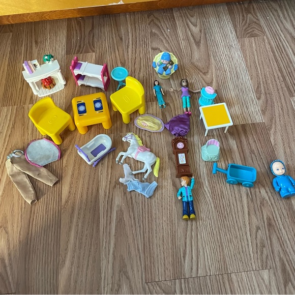 little tykes Other - VINTAGE LITTLE TYKES DOLLHOUSE FURNITURE LOT